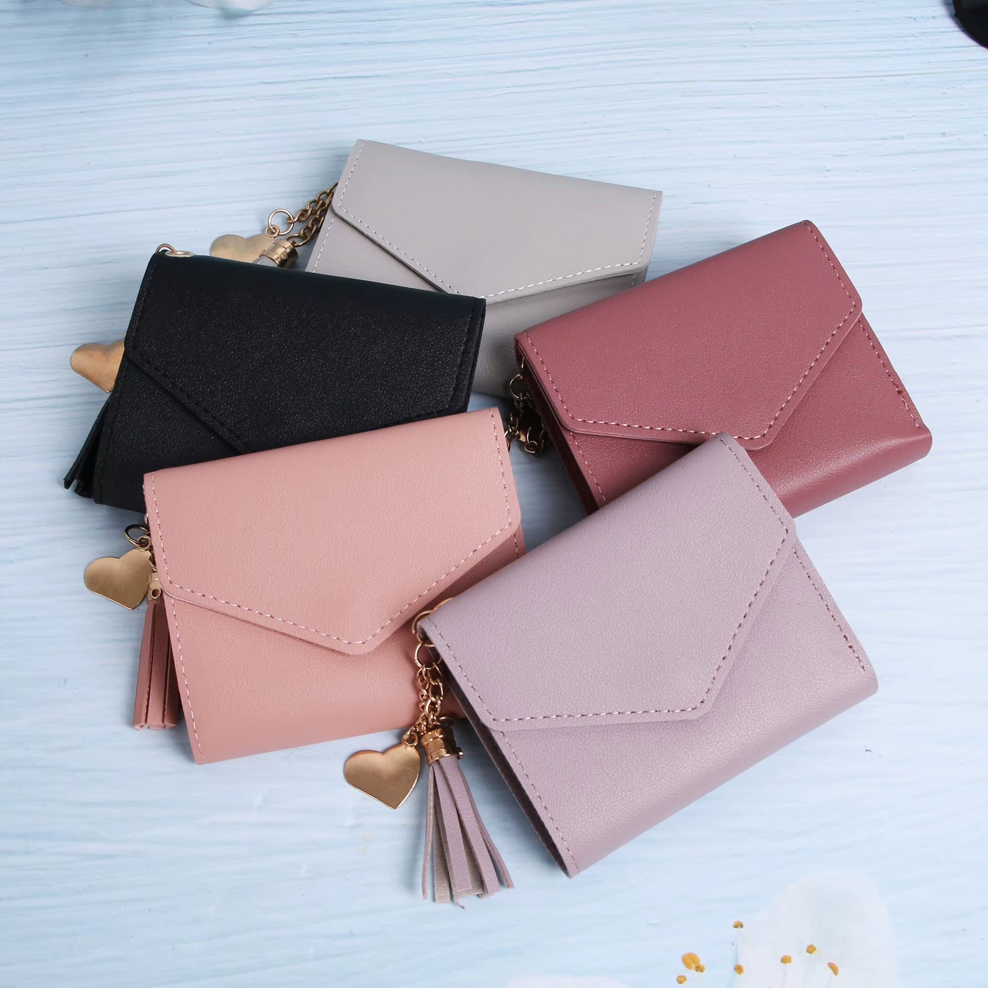 Short Women'S Wallet Tassel Pendant Coin Purse Mini Portable Lady Leather Folding Envelope Card Holder Money Bag Girls Gift