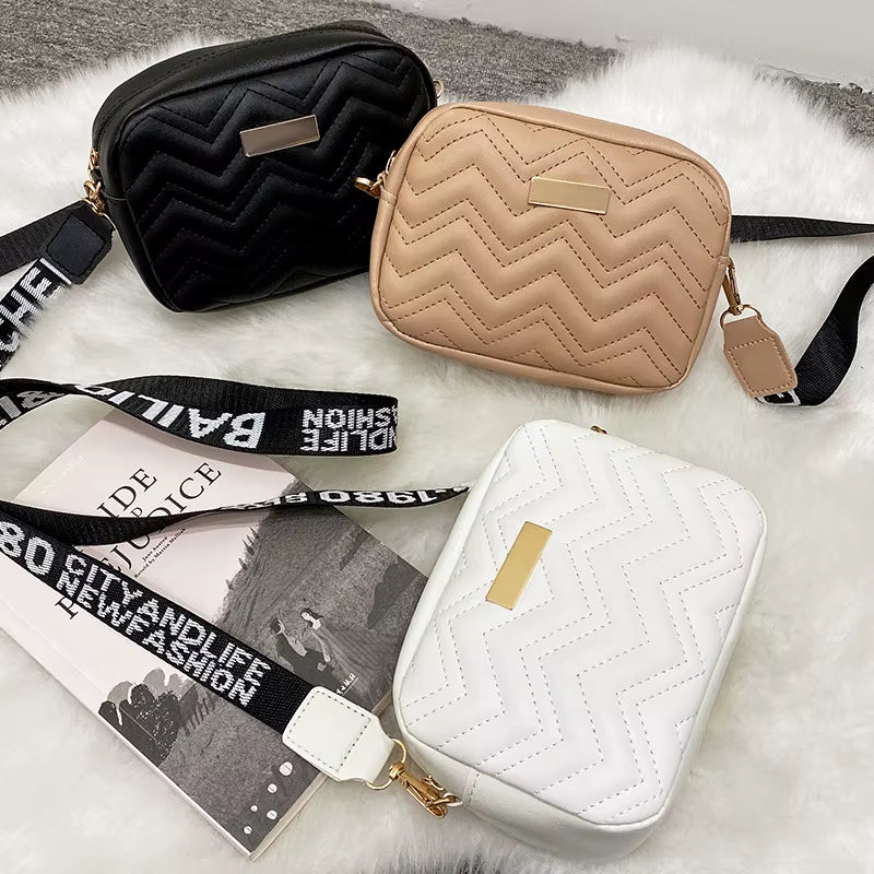 Fashionable Shoulder Bag for Women Wavy Pattern Crossbody Bag Trendy Girl Strap Bag Purse Solid Color Handbags Pu Leather